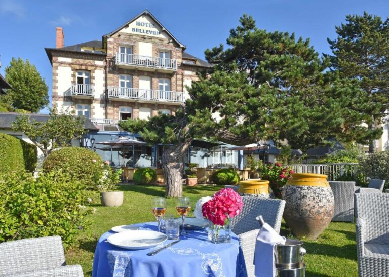 Hotel Bellevue Review