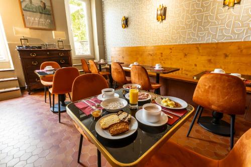 Hotel Burrhus - Overview of Hotel Burrhus