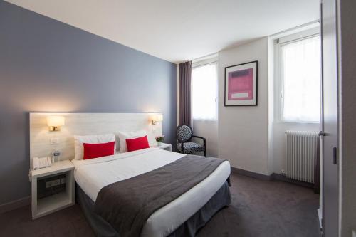 Hotel Cannes Croisette - Overview of Hotel Cannes Croisette