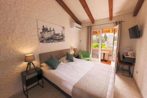 Hotel Casa Rossa & Spa - Hotel Overview and Location