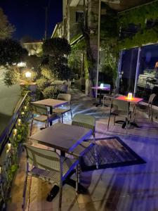 Hotel Clair De Lune - Accommodation and Room Features