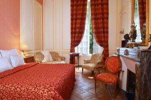 Hotel D'argouges - Location and Nearby Attractions