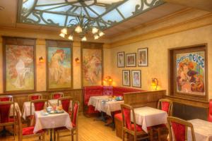 Hotel De La Paix - Hotel Overview and Location