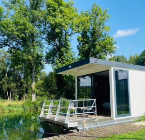 Hotel La Vinaigrerie LOGIS - Hotel Overview