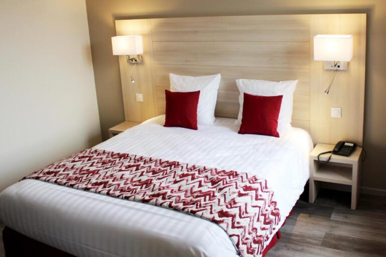 Hotel Le Vauxois Review