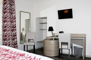 Hotel Le Vauxois - Location and Accessibility