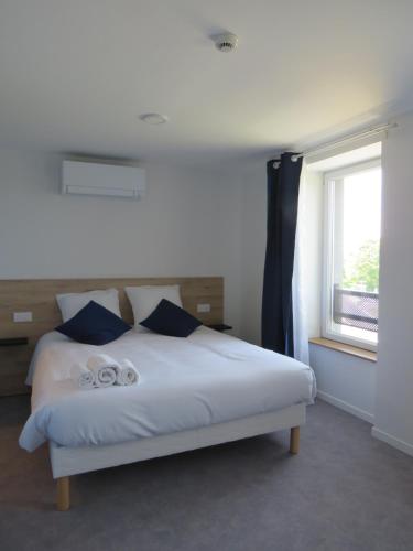 Hotel Les Jardins De Saulzet - Location and Accessibility