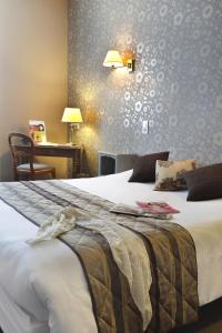 Hotel Les Tilleuls, Bourges - Hotel Overview and Location