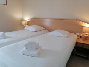 HOTEL Restaurant Bar Du Commerce - KB HOTEL GROUP - Hotel Overview and Location