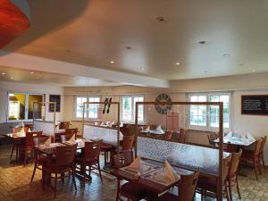 Hotel Restaurant De La Poste Mulhouse Ottmarsheim - Location and Accessibility