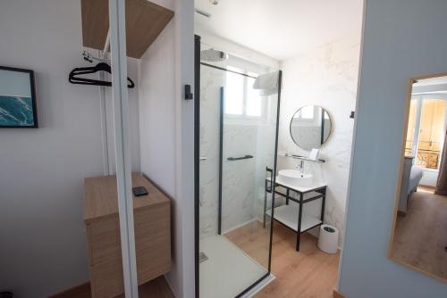 Hotel Restaurant La Villa Arena - Location and Accessibility