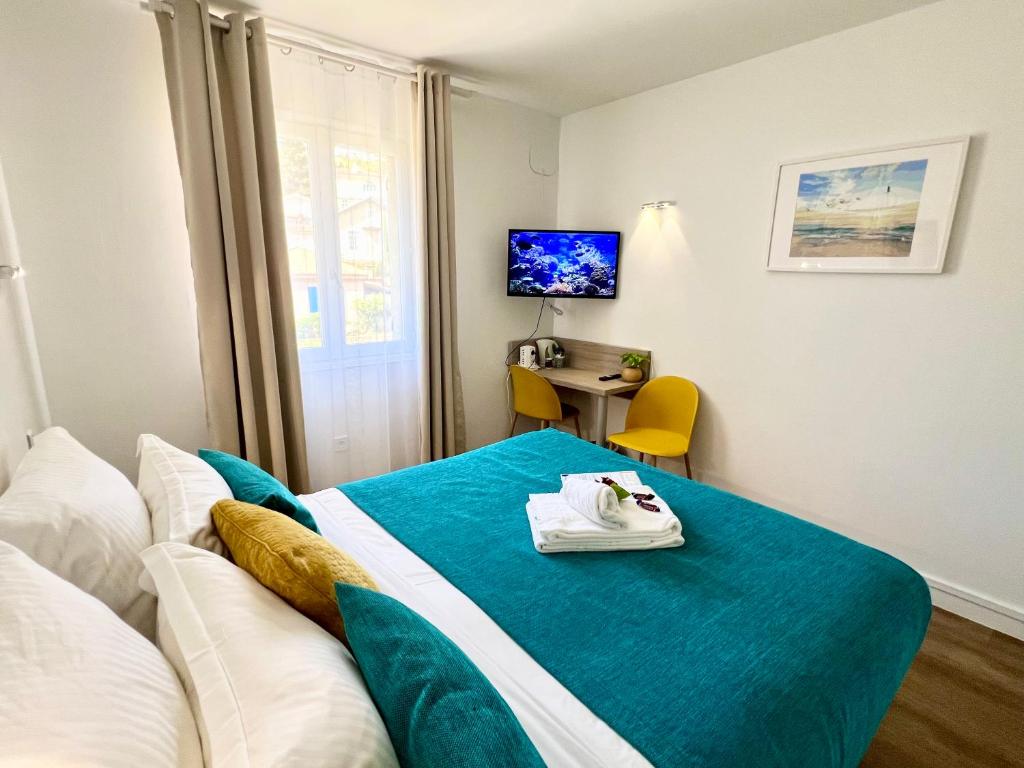 Hotel The Escape - Overview and Location