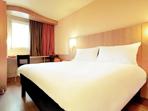 Ibis Abbeville - Overview of Ibis Abbeville