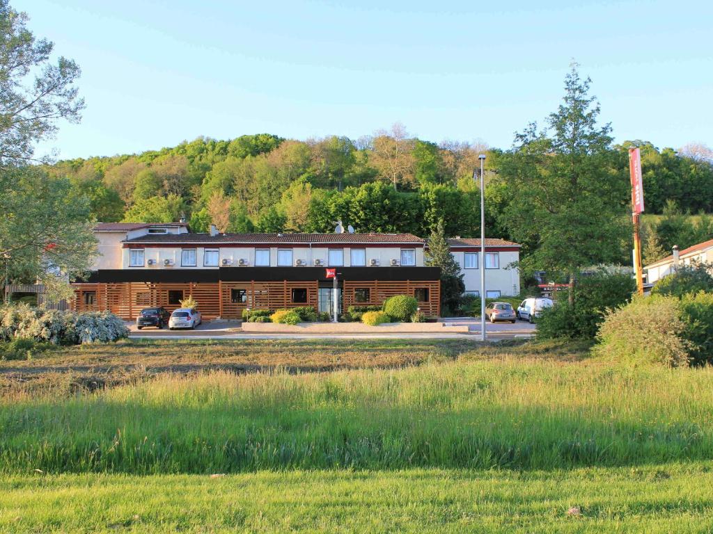 Ibis Aurillac - Hotel Overview and Location