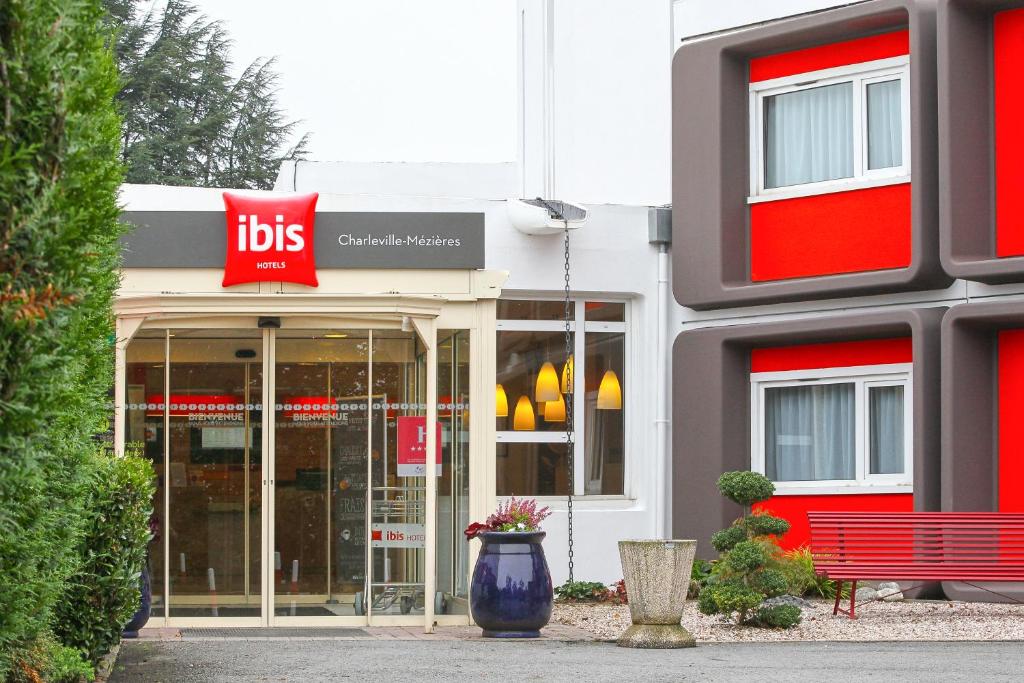Ibis Charleville Mézières - Hotel Overview