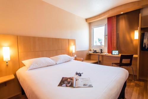 Ibis Château-Thierry - Hotel Overview