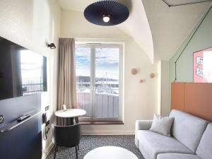 Ibis Granville Port De Plaisance - Hotel Overview