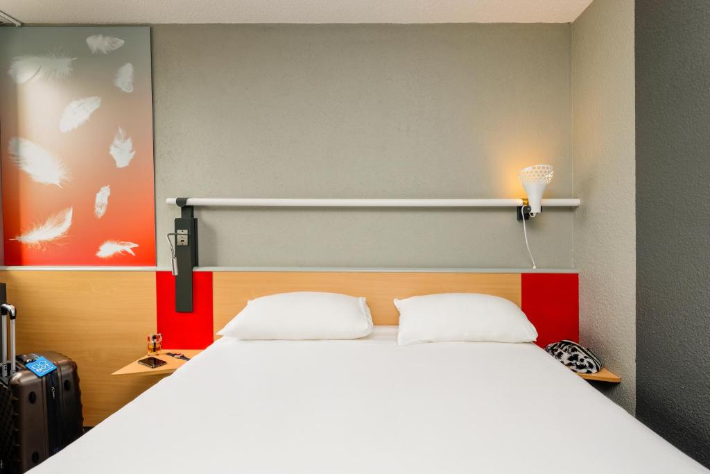 Ibis Longwy Mexy - Hotel Overview
