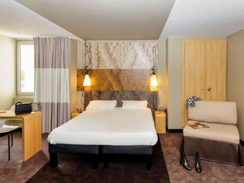 Ibis Longwy Mexy - Hotel Overview