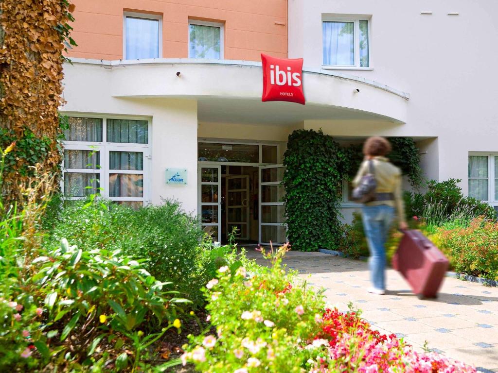 Ibis Nancy-Brabois - Hotel Overview