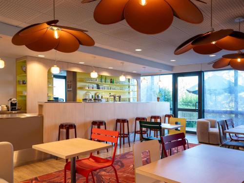 Ibis Styles Guéret - Hotel Overview and Location