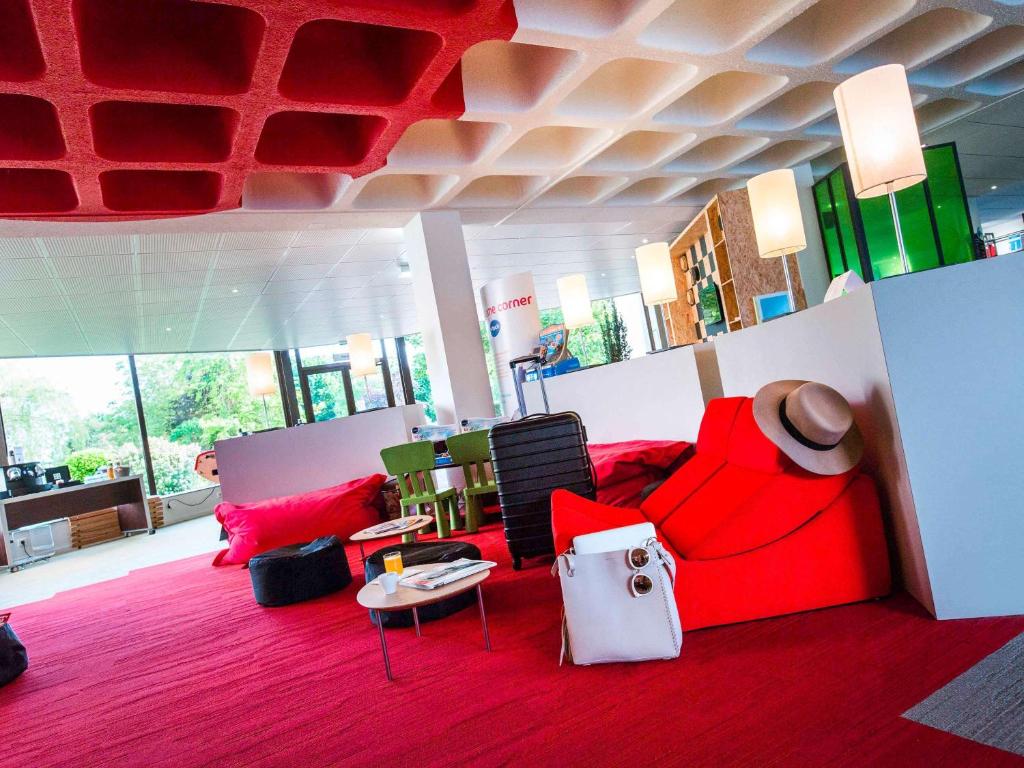 Ibis Styles Tours South - Hotel Overview and Location