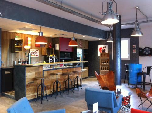 Ibis Styles Vierzon - Hotel Overview