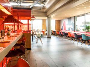 Ibis Toulon La Valette - Hotel Overview and Location