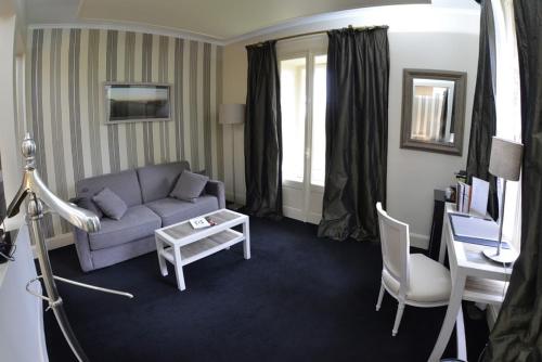 Joinville Domain - Hotel Overview and Location