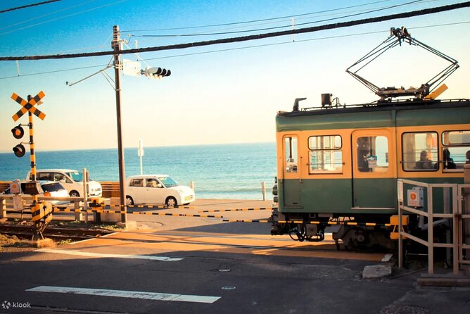 Kamakura Full Day Tour: Kotoku-in & Enoshima & Hachimangu Shrine