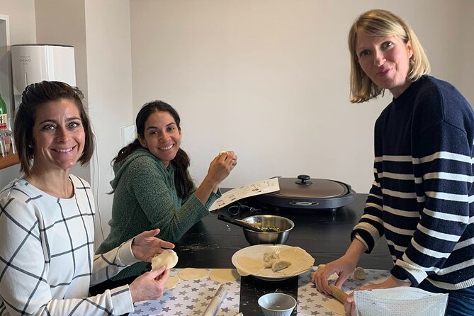 Kobe Home Cooking Ramen and Gyoza Cooking Class