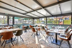 Kyriad La Roche Sur Yon - Hotel Overview and Location