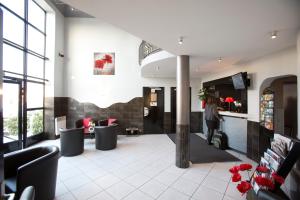 Kyriad Limoges Sud - Feytiat - Hotel Overview and Location