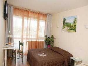 Le Chagny - Hotel Overview