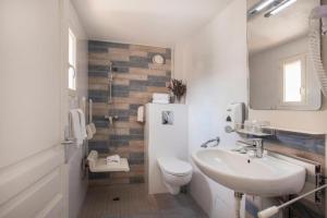 Le Neptune & Spa - Hotel Overview and Location