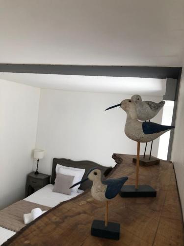 Lestacade - Hotel Overview and Location