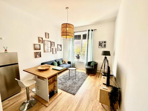 LHerboriste - Furnished Apartments - Property Overview and Location