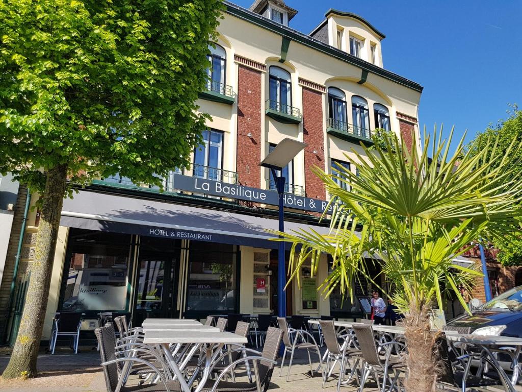 Logis Hotel & Restaurant De La Basilique - Hotel Overview