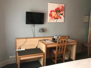 Logis Hotel & Restaurant La Paix - Location and Accessibility
