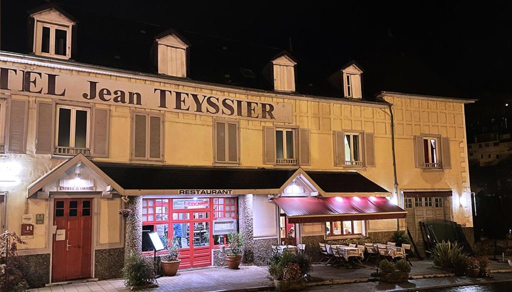 Logis Hôtel Teyssier - Hotel Overview