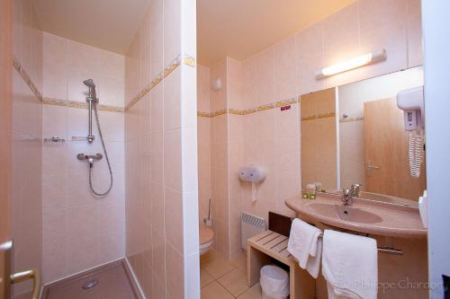 Logis JumHotel - Overview of Logis JumHotel