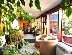 Logis La Sapinière - Hotel Overview