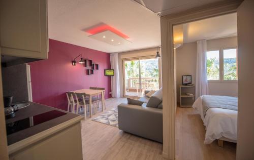 Lou Castelet Apartment Hotel - Accommodation Features