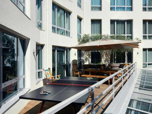 Mama Shelter Marseille - Location and Accessibility