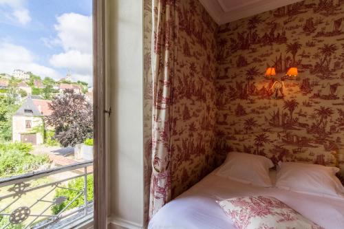 Manor of Boisvillers - Property Overview