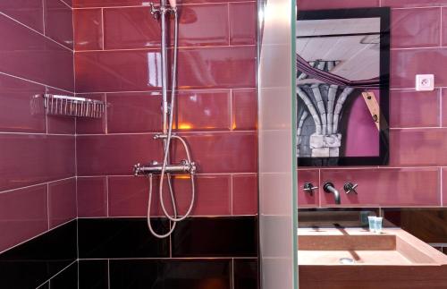 Marquis De Sade Room - Property Overview