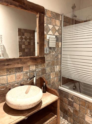 Mika's Lofts - Overview of Les Lofts De Mika