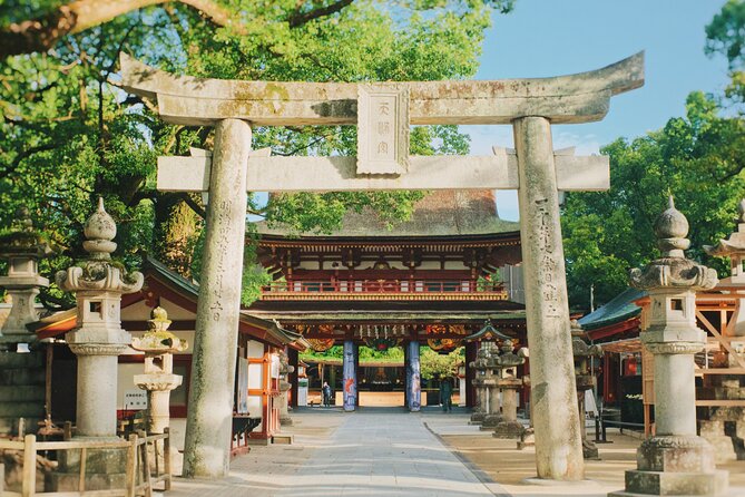 Morning Purification Ritual at Dazaifu Tenmangu by Train Tour