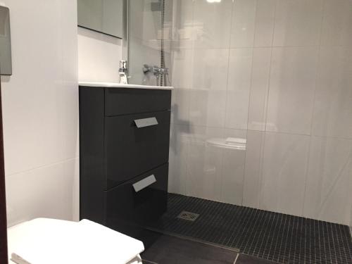 Moulin Hotel - Location and Accessibility