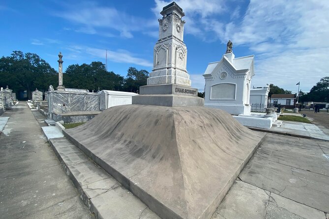Night Cemetery Insiders Tour- New Orleans